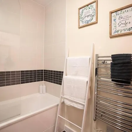 Cosy 2 Bedroom Flat In Stevenage Exterior foto