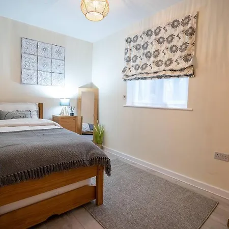 Cosy 2 Bedroom Flat In Stevenage Exterior foto