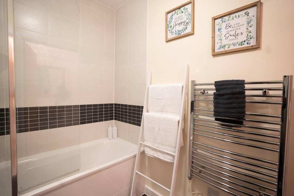 Cosy 2 Bedroom Flat In Apartment Stevenage