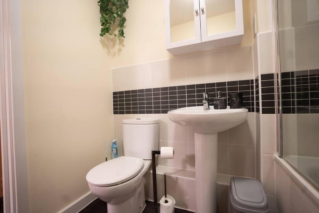 Cosy 2 Bedroom Flat In * Stevenage